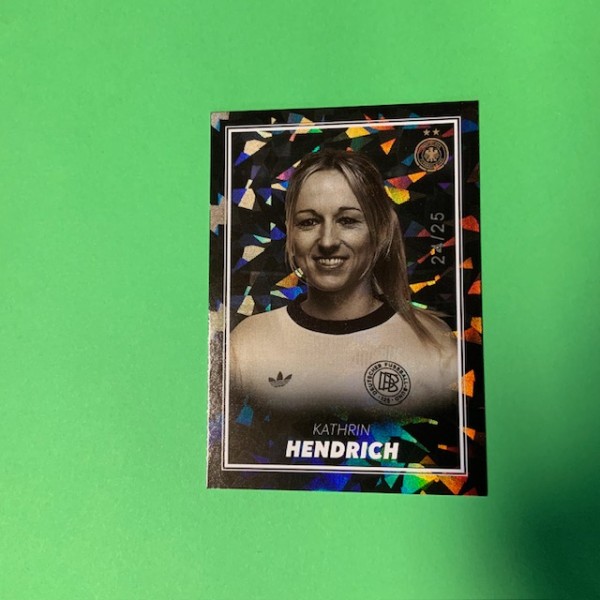 DFB Frauen Team-Set 2025 - Nr. FOC-12 ( Kathrin Hendrich ) - Cracked Ice 24/25