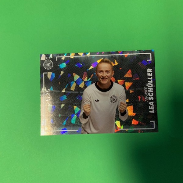 DFB Frauen Team-Set 2025 - Nr. VIC-07 ( Lea Schüller ) - Cracked Ice 25/25
