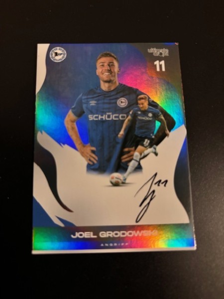 This is Arminia (2025) - On Card Signature - Joel Grodowski 02/14