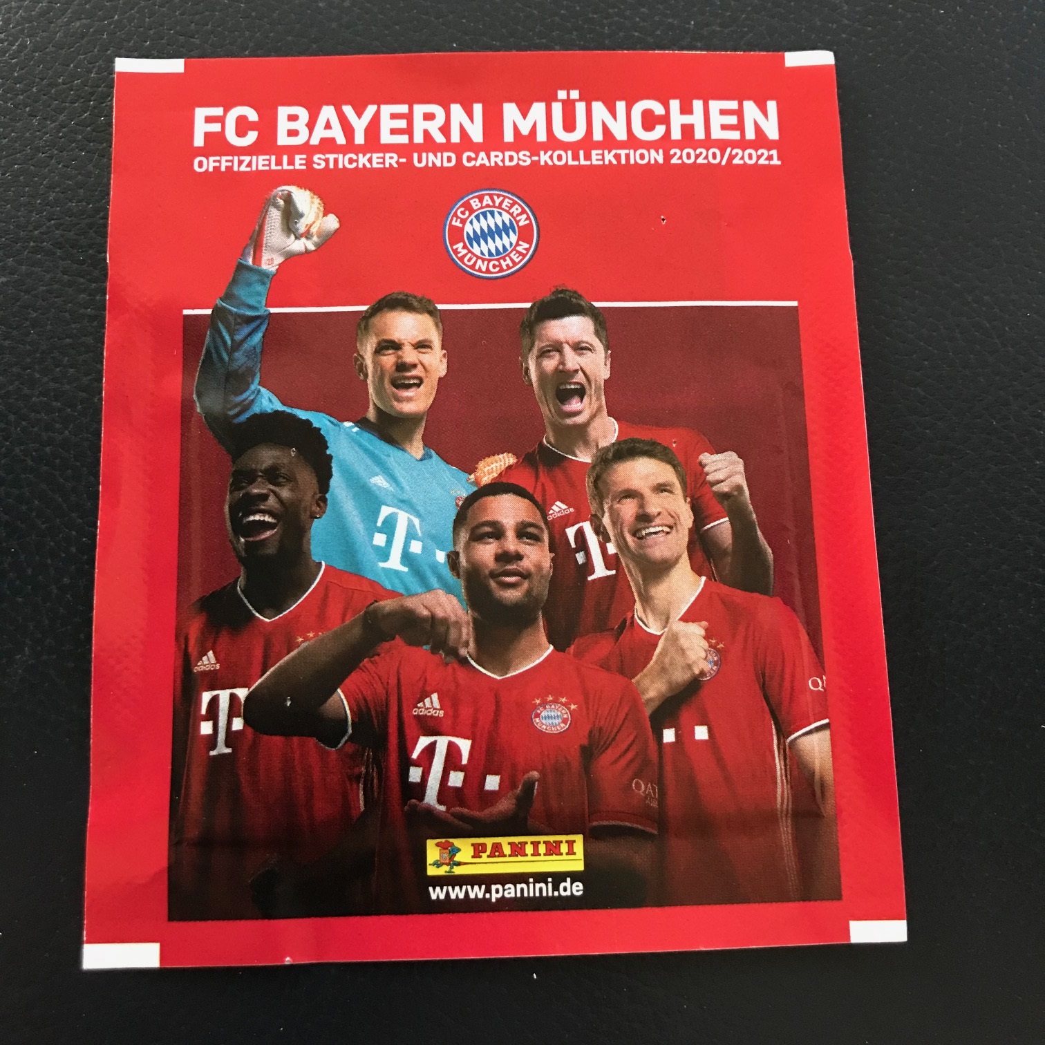Sticker und Cards-Kollektion 2020/2021-20 Tüten Panini FC Bayern München 