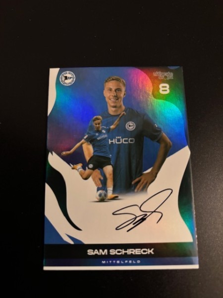 This is Arminia (2025) - On Card Signature - Sam Schreck 55/70