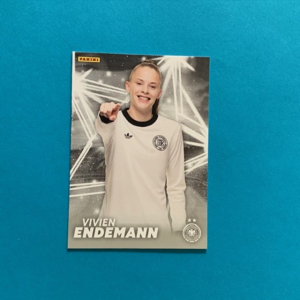 DFB Frauen Team-Set 2025 - Nr. RIS-01 ( Vivien Endemann )