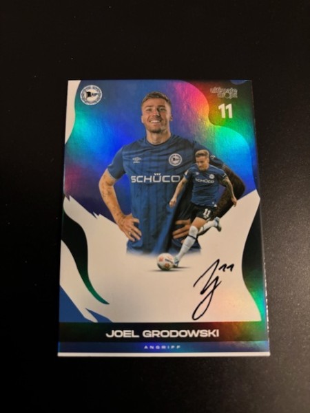 This is Arminia (2025) - On Card Signature - Joel Grodowski 68/70