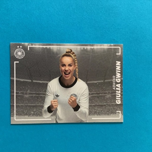 DFB Frauen Team-Set 2025 - Nr. VIC-05 ( Giulia Gwinn )